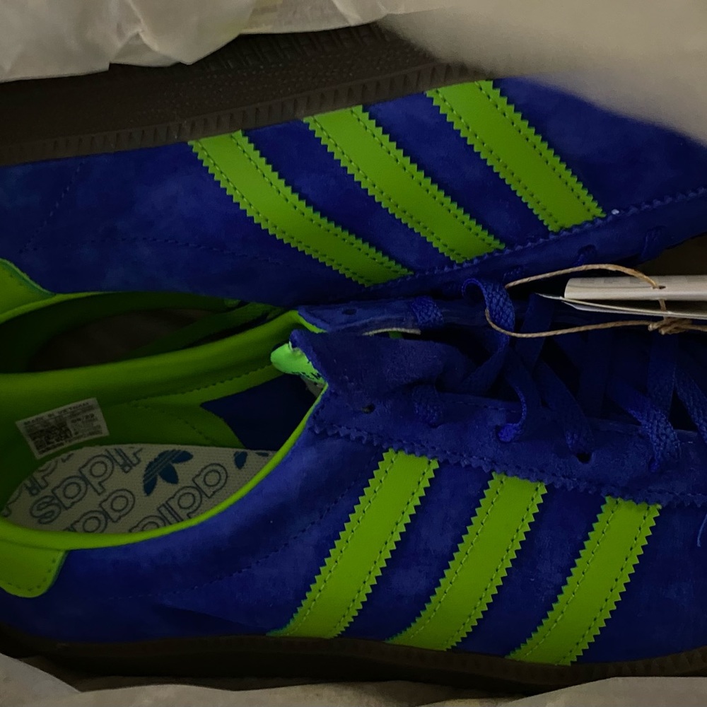 BNIB Adidas Originals Athens Blue Suede with Green Leather Stripes Gum Rubber.
